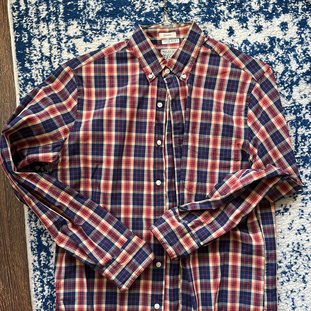 Mens J Crew size small classic fit button down shirt